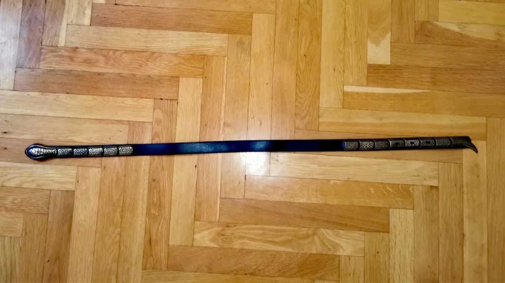 Антикварен дизайнерски кожен колан с талия 80 и с мотив змия