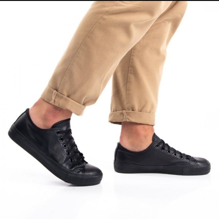 vand tenisi / adidasi NOI