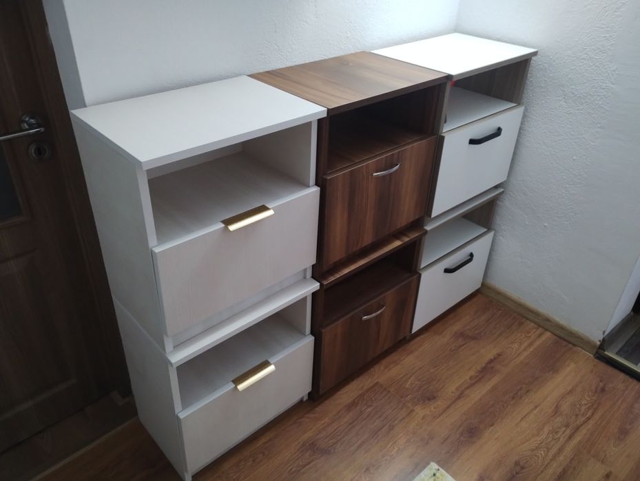 Noptiere de vanzare de atelier