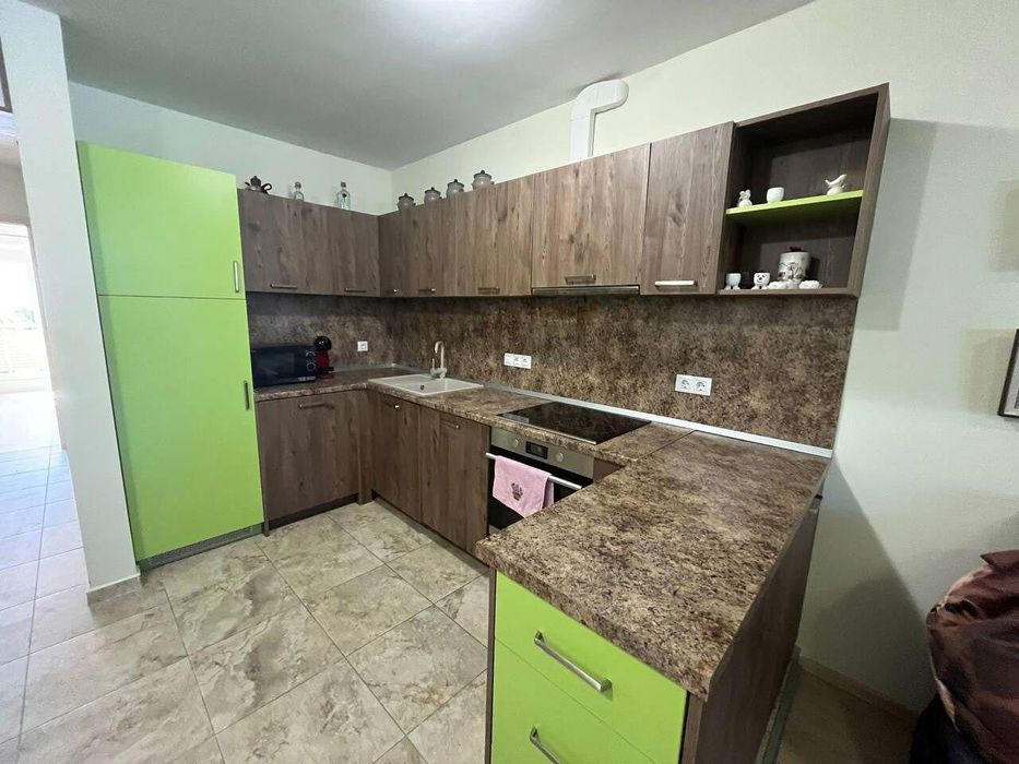 Двустаен апартамент с АКТ 16 в кв. Сарафово на метри от морето