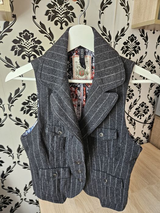 Дамски елек Guess