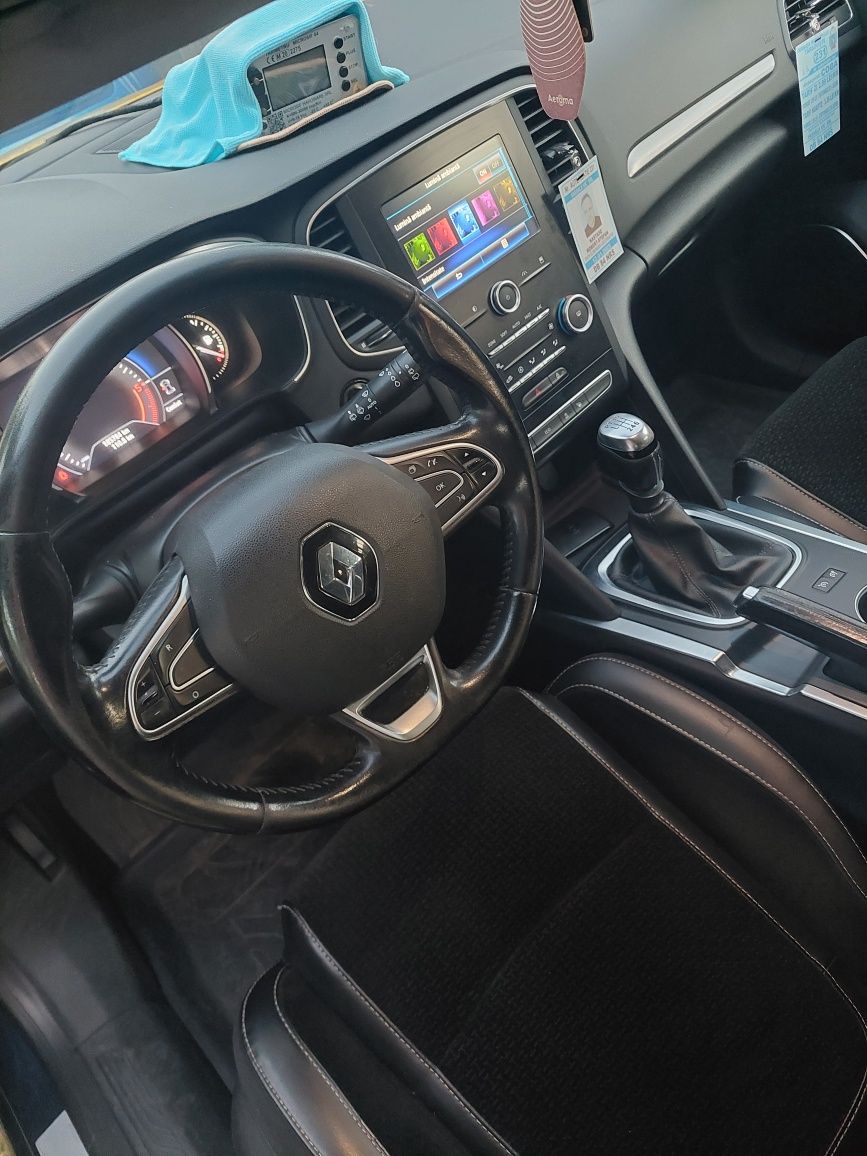 Taxi cu licență valabila 2029 inclusiv