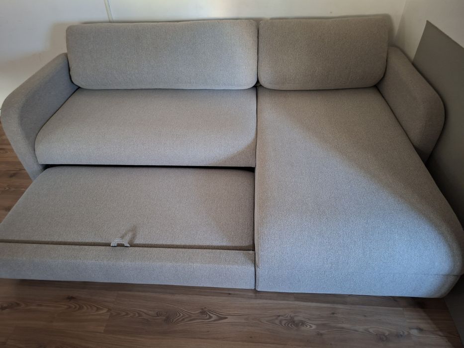 Vînd canapea,colțar,extensibilă Jiscisc