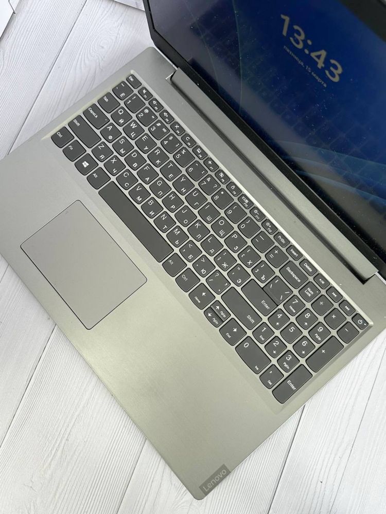 Ноутбук Lenovo | T33332