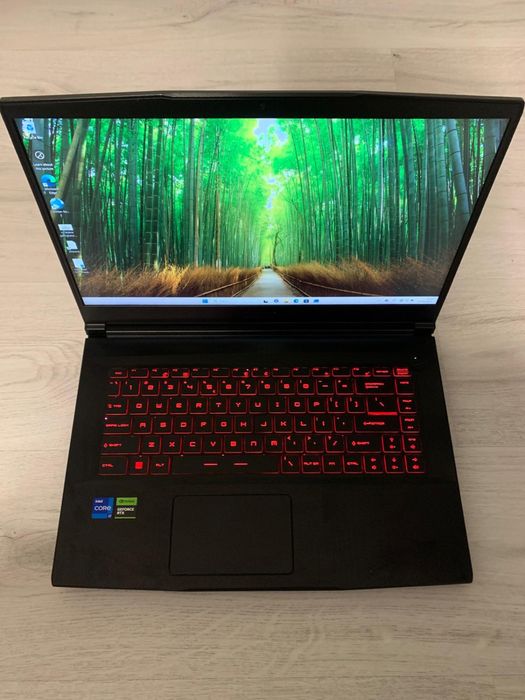 Laptop Gaming MSI Thin , RTX 4060 , I7 , Ca si Nou