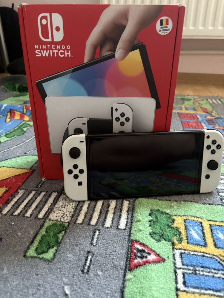 Vand nintendo switch OLED.NOU CU GARANTIE!!