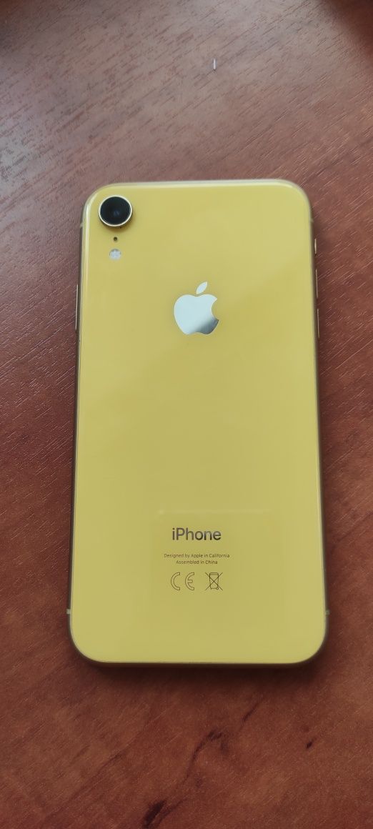Срочно продам Айфон XR