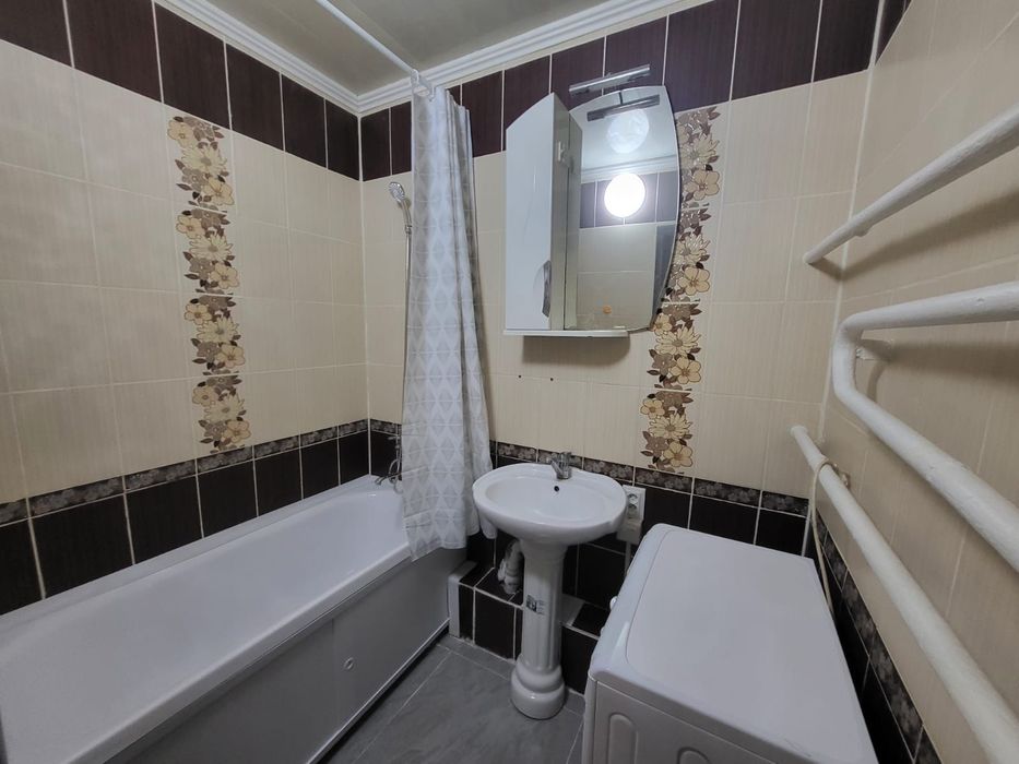 Продам 2 комнатную квартиру р-н 8 школы