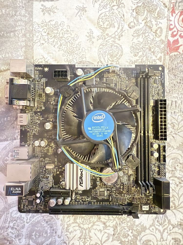 Дънна платка: ASRock H310CM-HDV (Socket 1151, microATX, DDR4, HDMI)