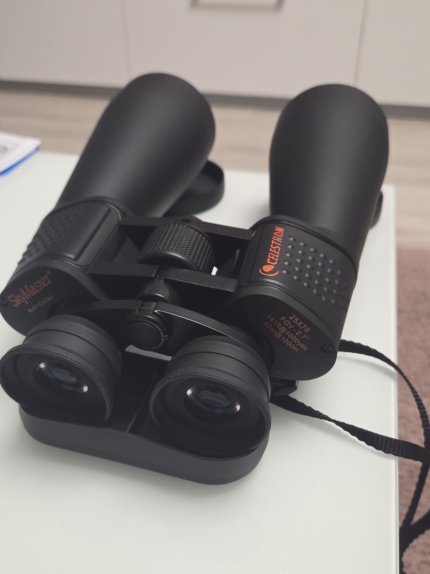 Binoclu Celestron si trepied Bresser