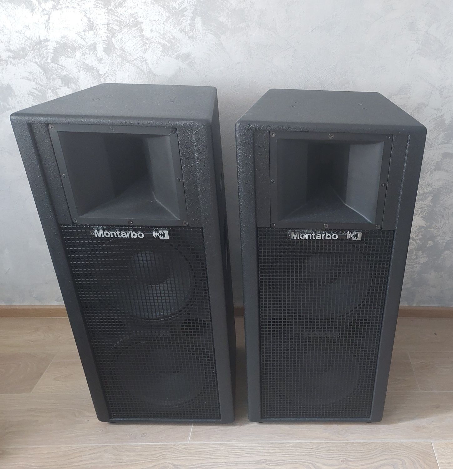 Boxe Montarbo W24 ca Dynacord/Fbt/Rcf/Nexo/ElectroVoice