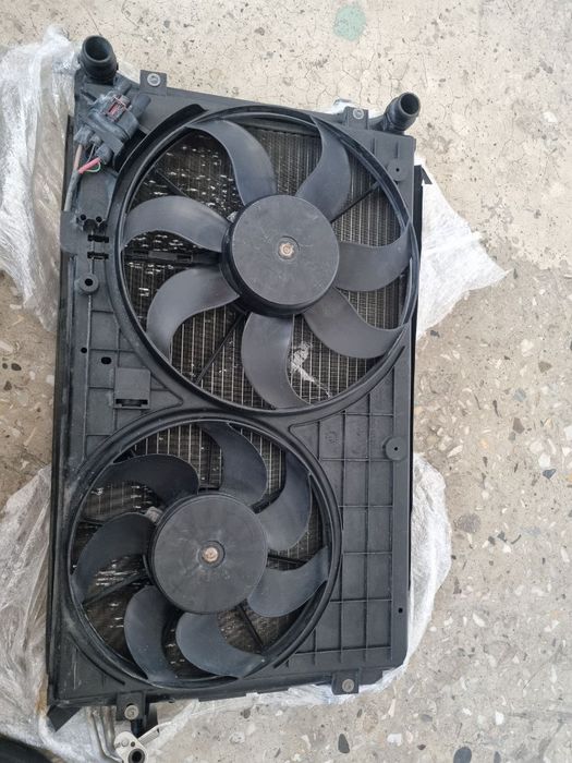 Volkswagen caddy uchun radiator difizor komplekt b/u