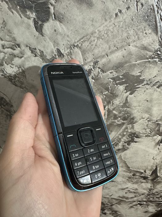 Продам Nokia 5130.