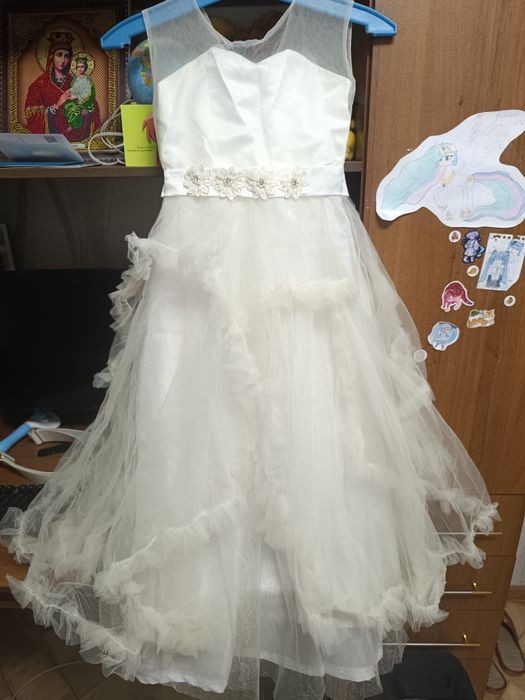 Платье на девочку