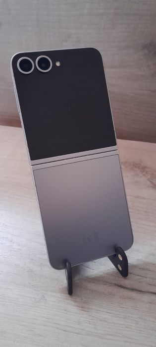 Samsung z flip 6 în arad