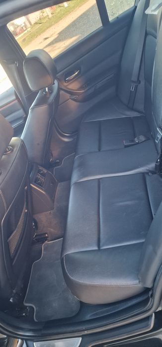Vând bmw e90 facelift
