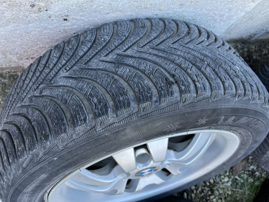 Vand jante cu cauciucuri de iarna de Bmw 205/55 R16