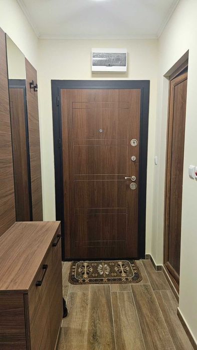 Дава се под наем Тристаен апартамент в Бургас, Сарафово - 105 кв.м за 600 € - Снимка #2