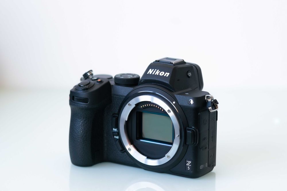 NIKON Z 5 cu Factura + garantie 1 an | doar 300 cadre!