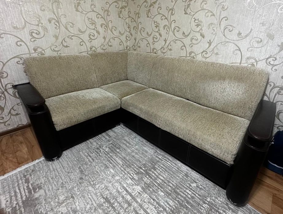 Диван в гостиную
