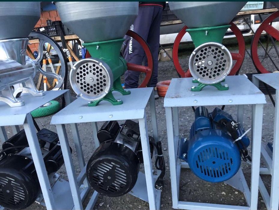 Masina de tocat carne