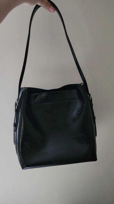 Кожена чанта Zara