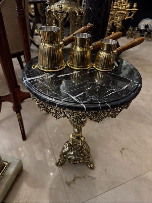 Masuta din bronz masiv- blat marmura