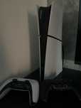 Vand ps5 slim digital cu 2 controllere