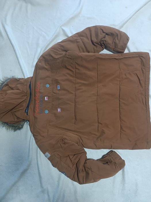 Маркови якета от 15 до 25 лв