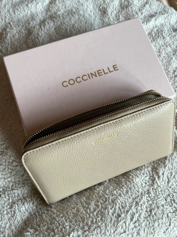 Портфейл/портмоне кожено Coccinelle