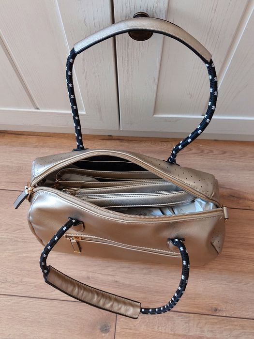 Нова чанта Mariamare