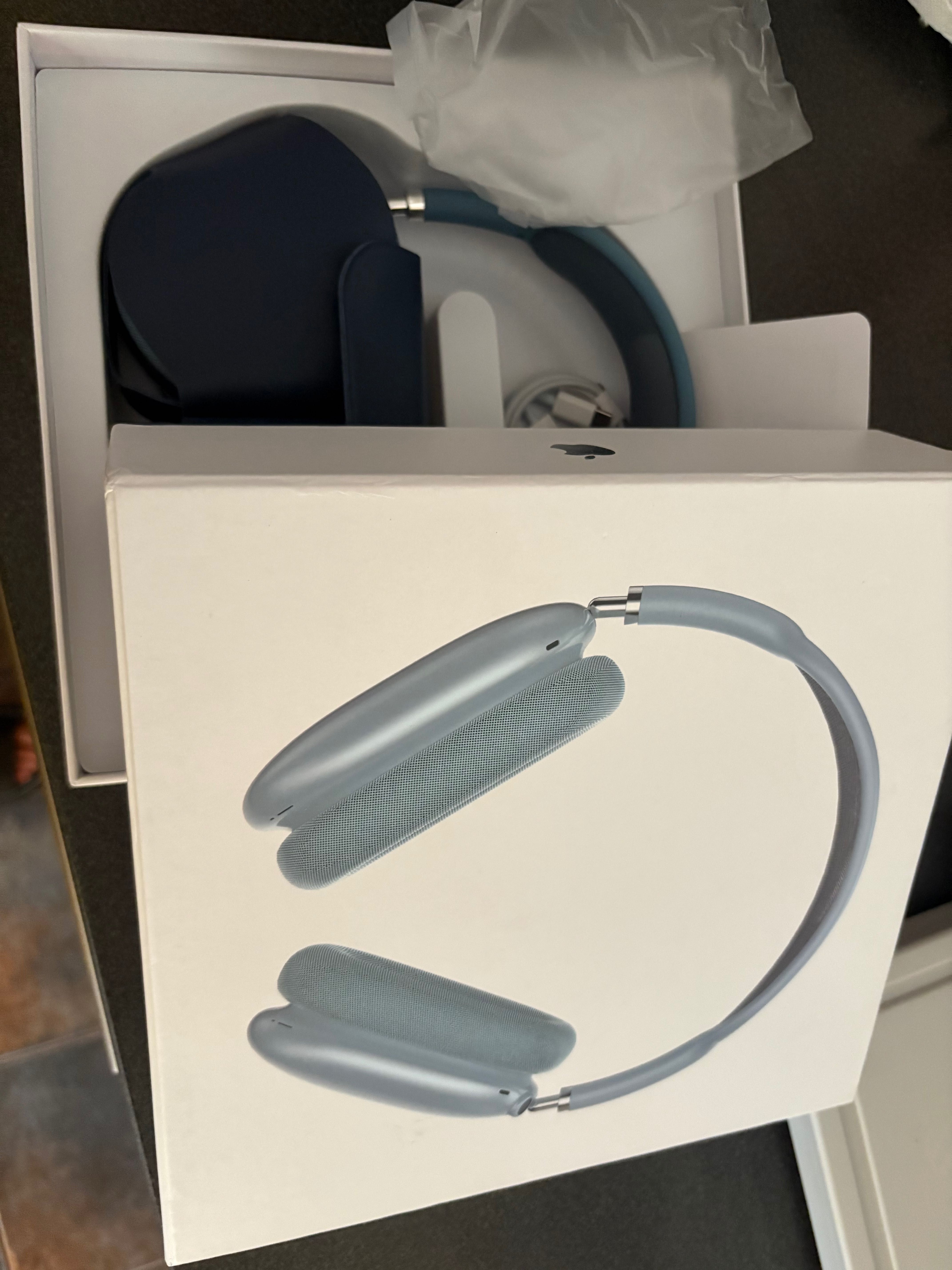 AirPods Max 2nd edition