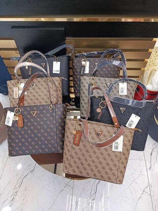 Geanta de dama 
Preț:255 lei