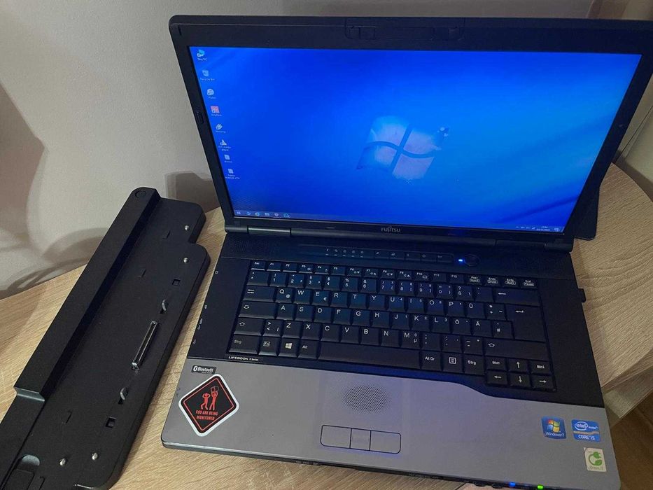Laptop Fujitsu LifeBook E752 : I5 / 8gb Ram / 500GB SSD