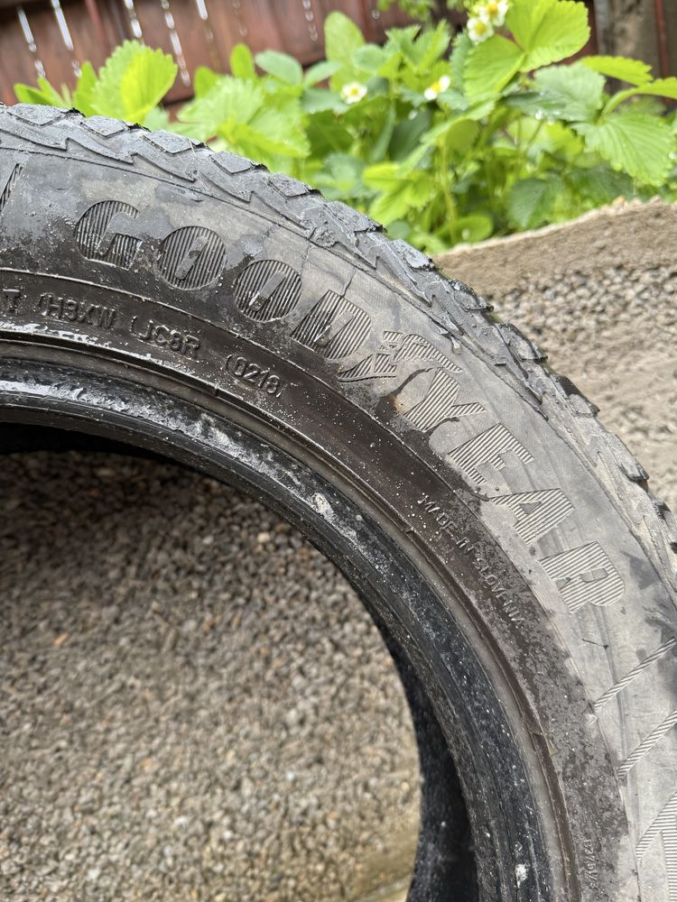 Anvelope 205/60 R16