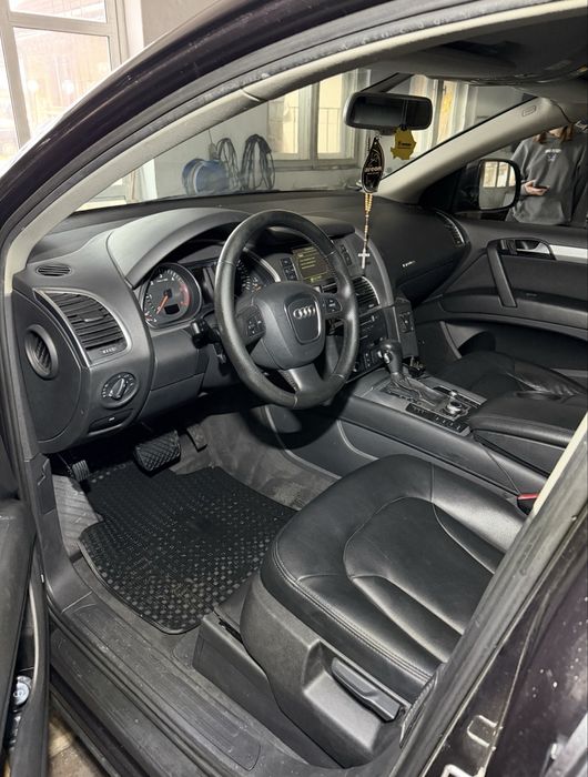 Vand Audi Q7 4L