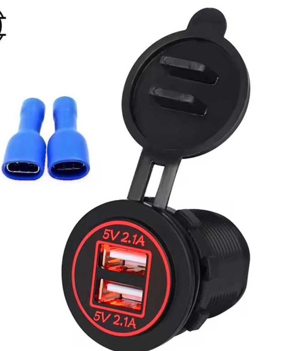 Километраж / скоростомер + USB универсално зарядно