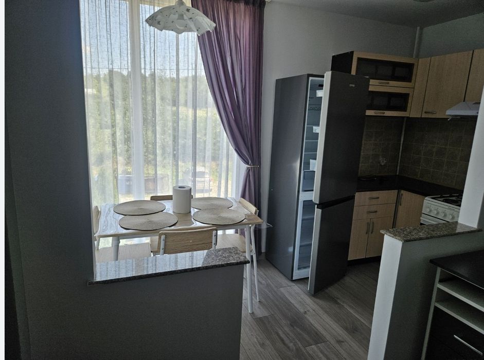 Închiriez apartament 1/2camere!!!