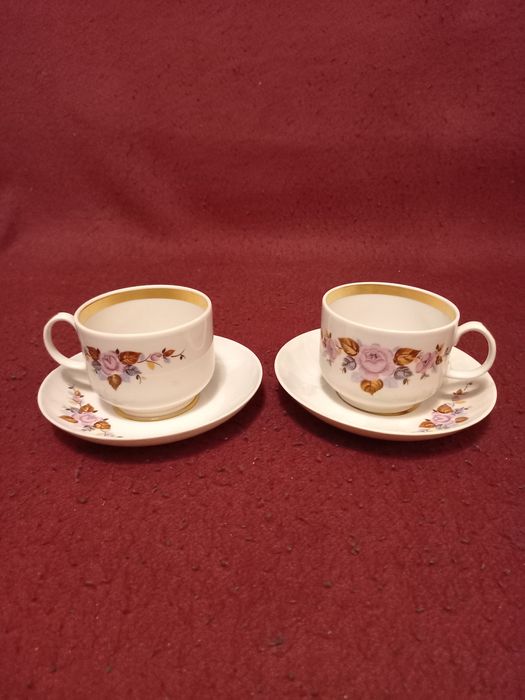 Чашки с блюдцами СССР.