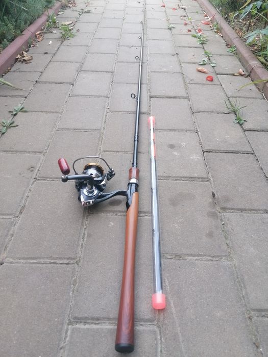 Combo pescuit la feeder, lanseta 3m și mulineta 5000, noi
