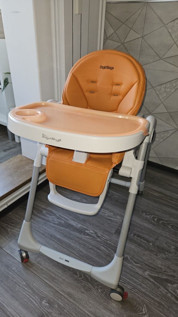 Scaun de masa pentru copil Peg Perego Prima Pappa Follow Me 0-15kg