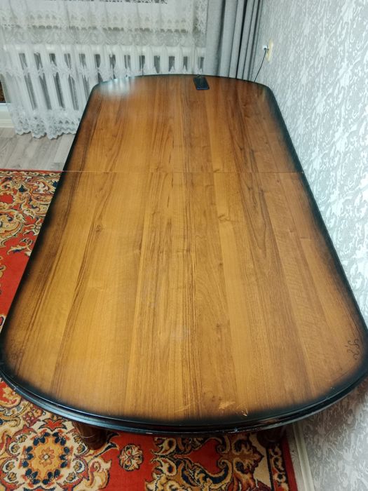 Мебель гостевой стол