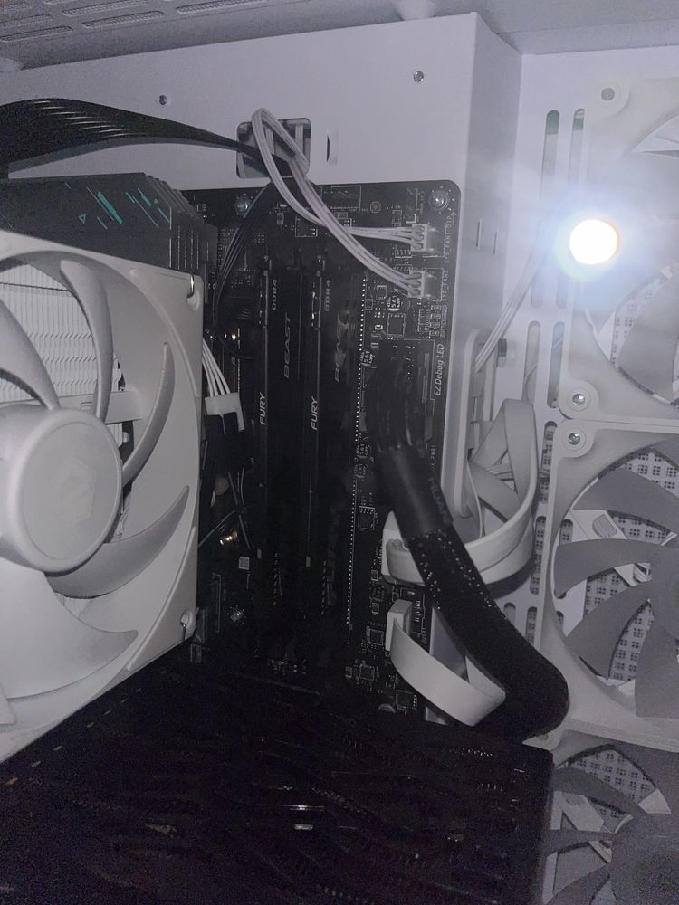 Оперативная память Kingston FURY 2/16 DDR4