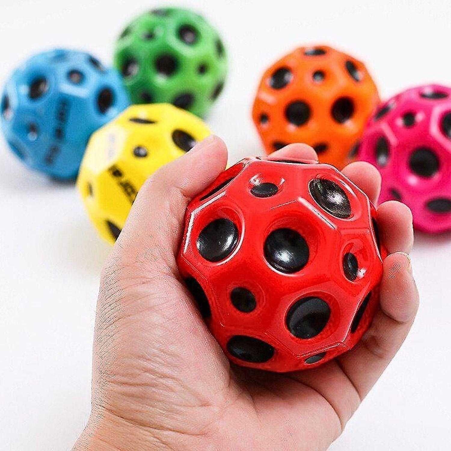 Moon ball скачаща топка лунна топка