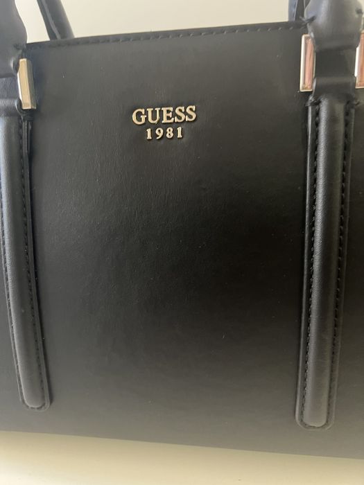 Чисто нова дамска чанта GUESS