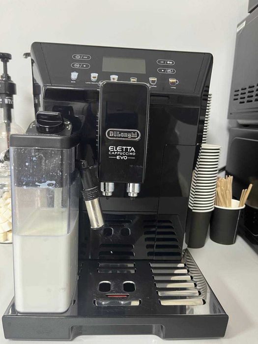 Кофемашина Delonghi ECAM 46.860