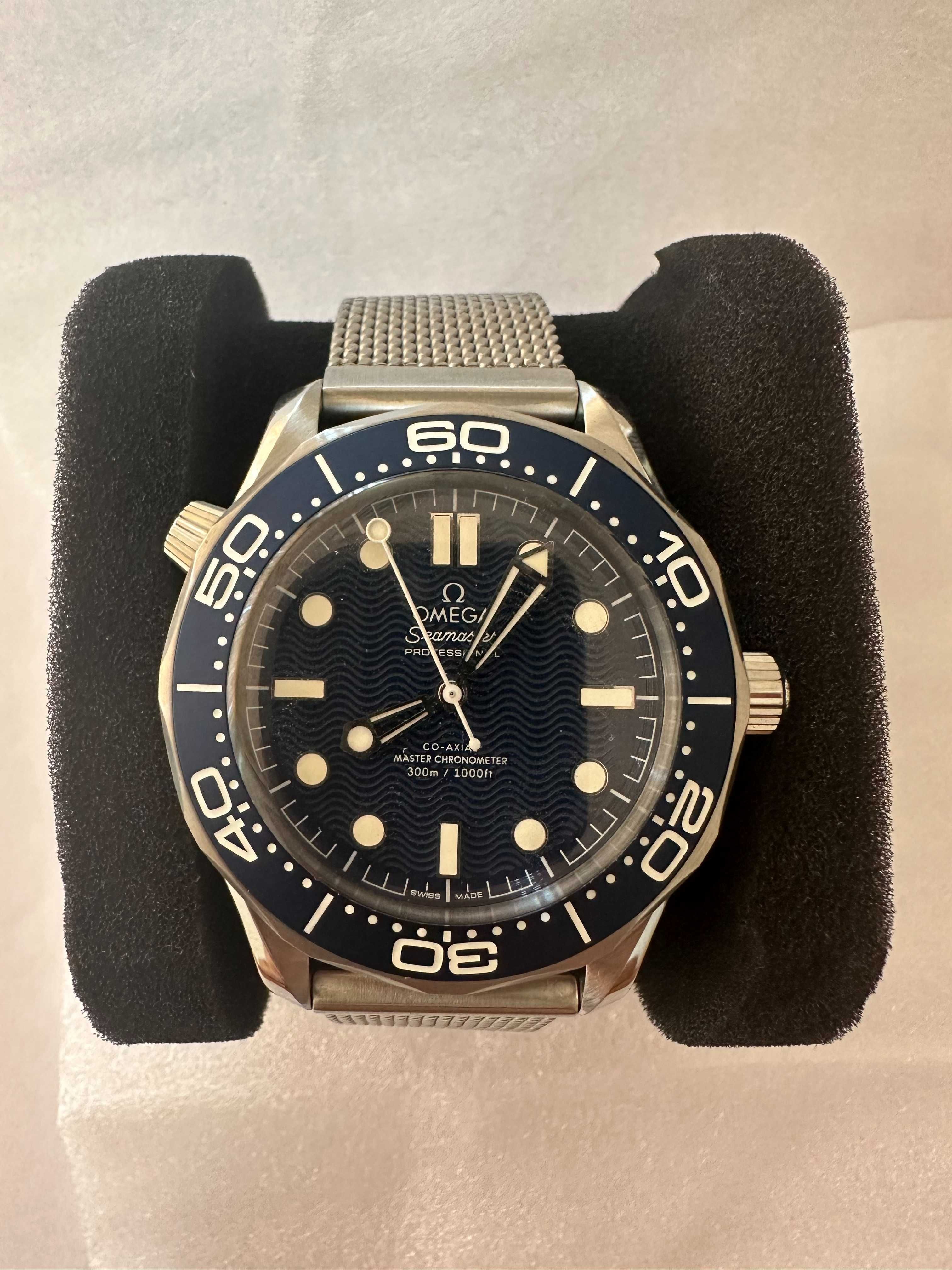 Omega Seamaster Diver “James Bond” - 007