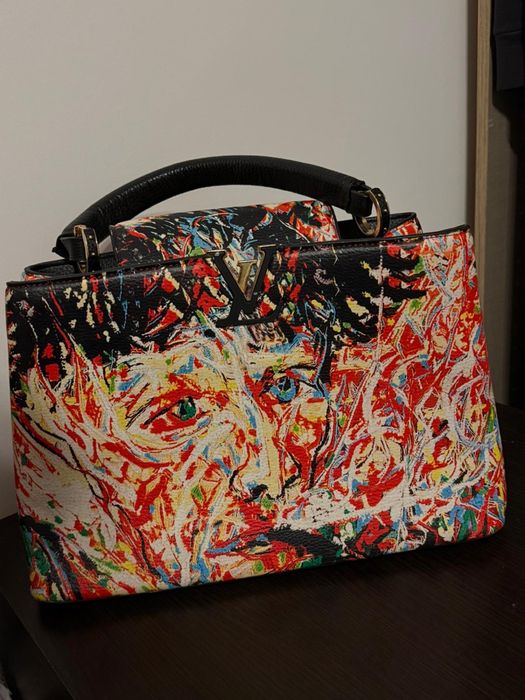 Vând geantă Louis Vuitton.