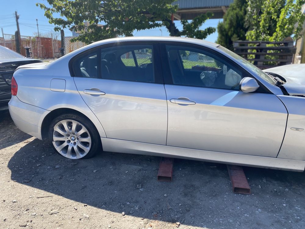 BMW E90 320d 163кс Automat На Части