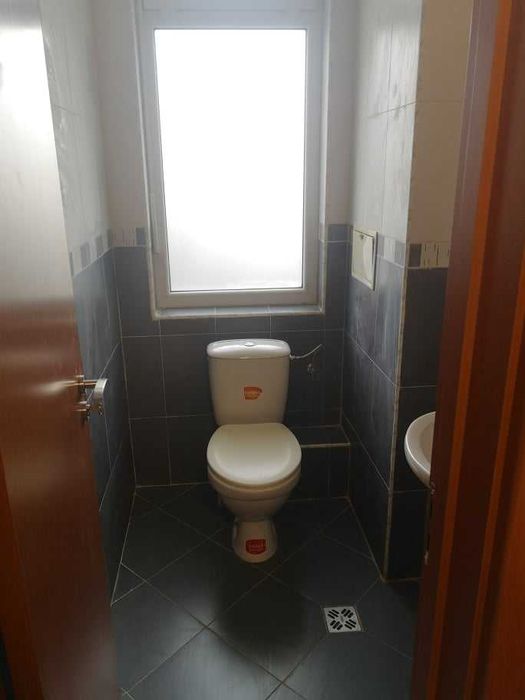 Дава се под наем Тристаен апартамент в Бургас, Меден рудник - зона Б - 112 кв.м за 275 € - Снимка #3